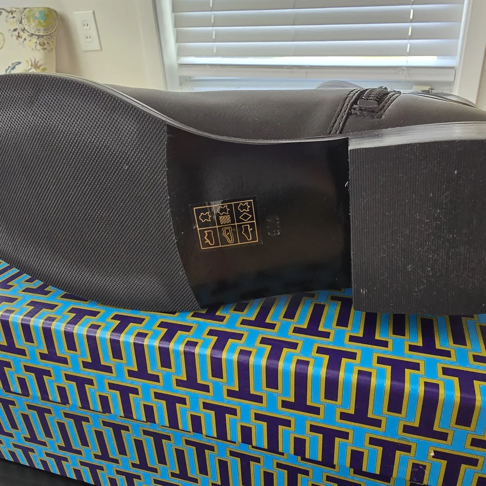 NIB Tory Burch Brooke Black Leather Knee-High Riding Boots
